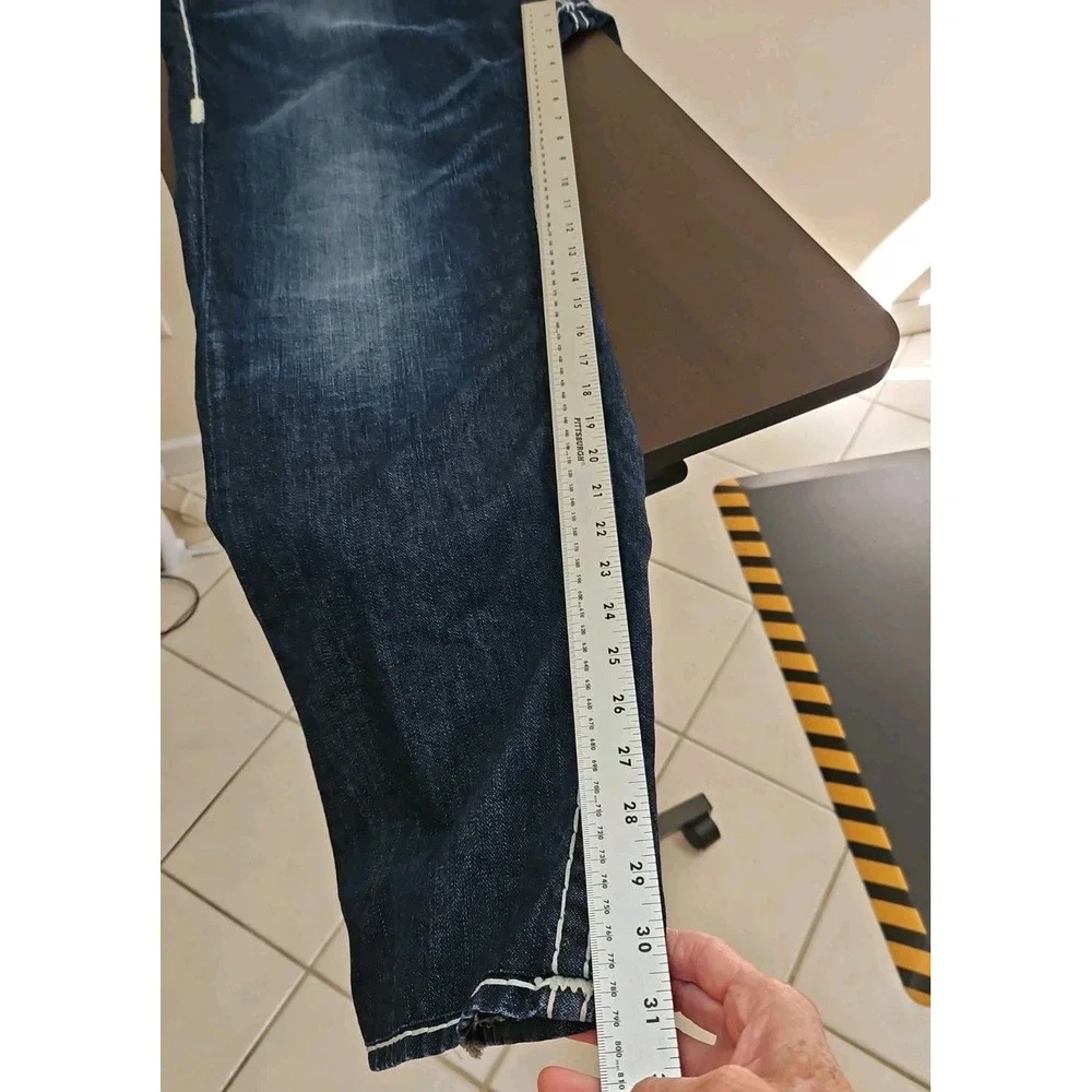 True Religion Joey Super T Denim Jeans Mens Size 36x33  Actual 36×31  USA
